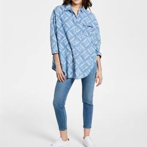 Tommy Hilfiger Women’s Chambray Logo Shirt Size Medium NWOT